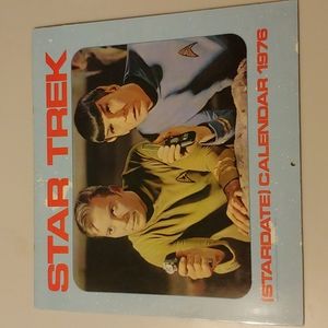 Vtg Star Trek 1976 Calendar (=2032)